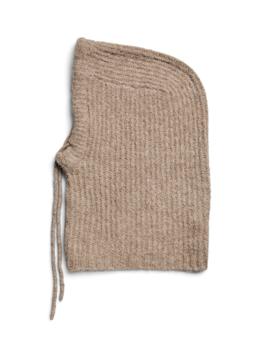 Kuschelige Balaclava „gldNAMBI“ in Beige