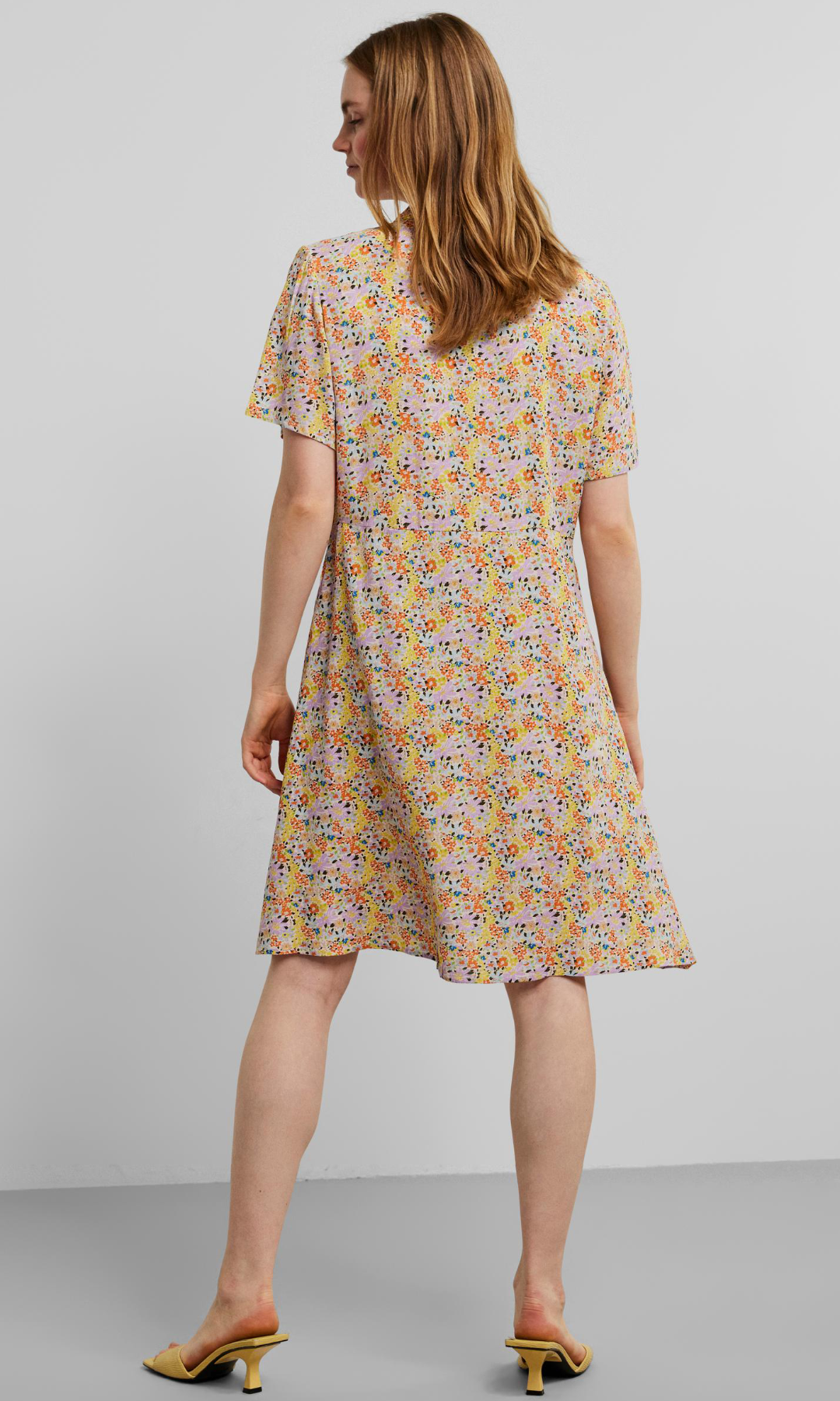 Geblümtes Hemdkleid "gldMY" in gelbtönen