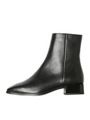 Trendy Boots "gldLIL" in schwarz