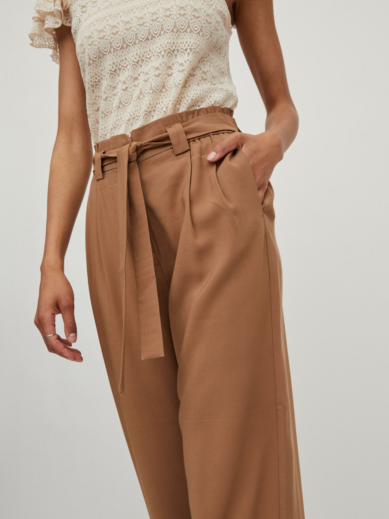 High-Waist-Hose "gldKAREN" in braun