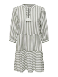Kurzes gestreiftes Kleid "gldKAYA" in weiß/grün