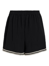 Short "gldMANDA" in Black Beauty
