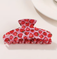 Haarspange mit Erdbeeren „gldBERITA“ in rosa