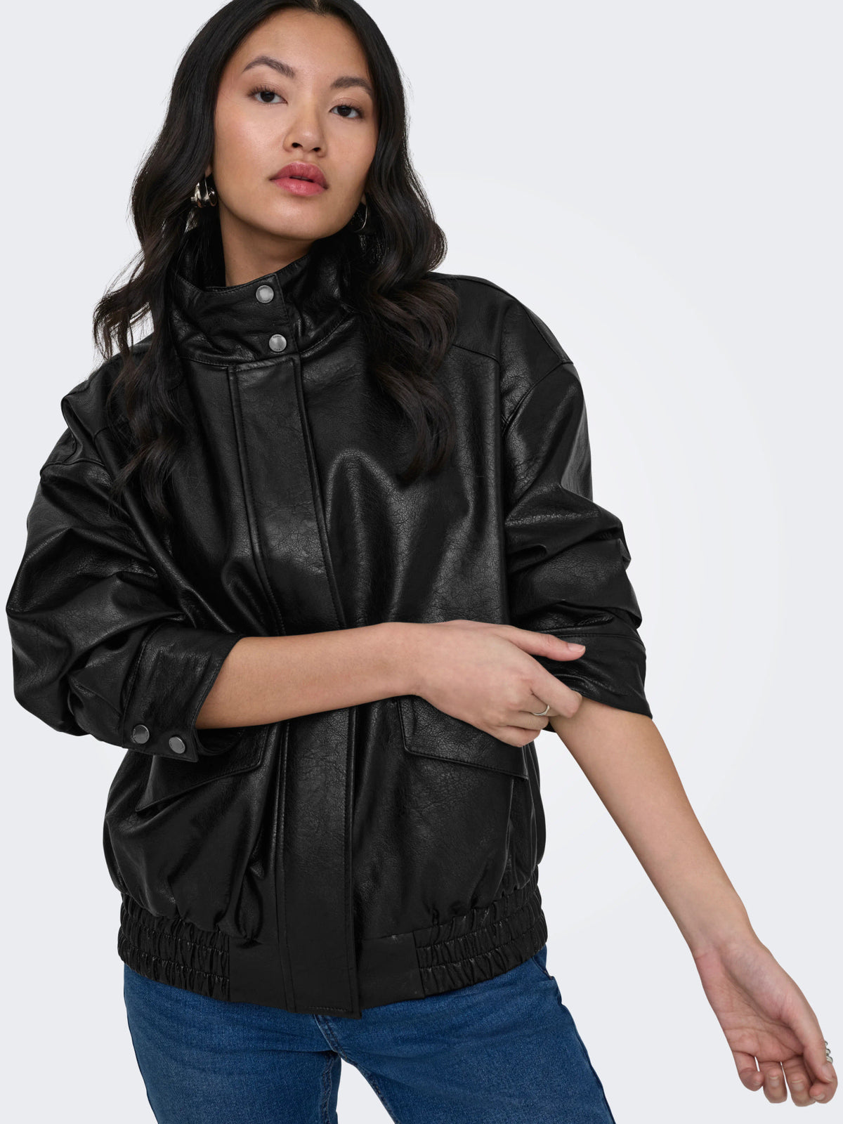 gldJULIA in Black – Detail