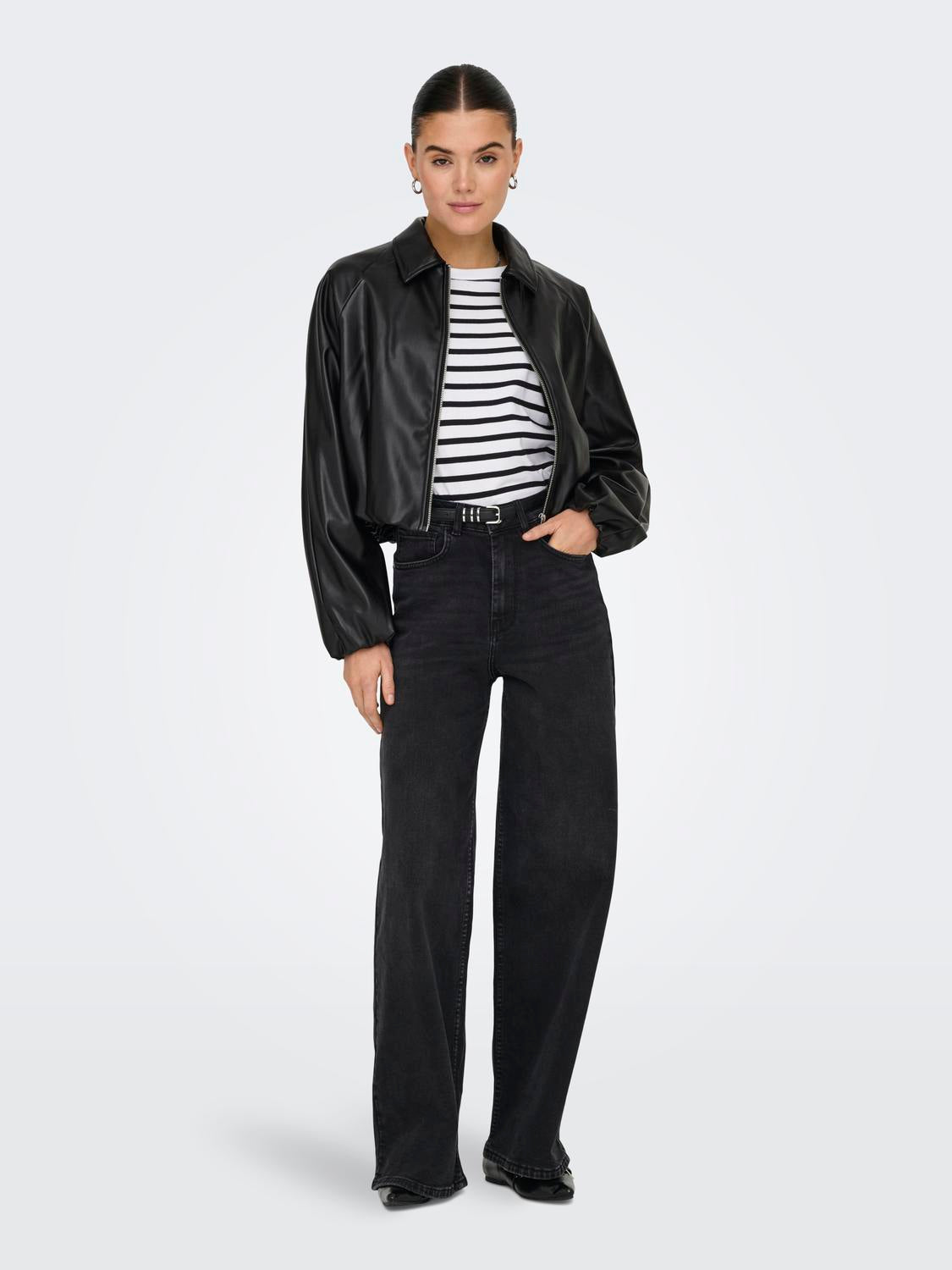 Jacke "gldSARAMY" aus veganem Leder in Black