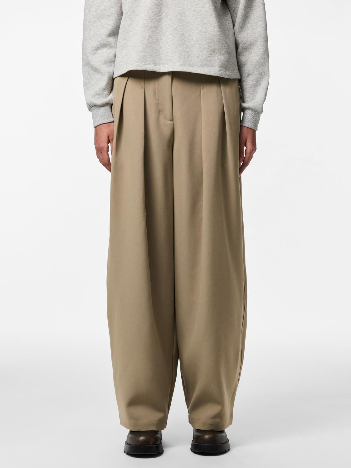 Barrel-Pants "gldOLIVIA" in Greige