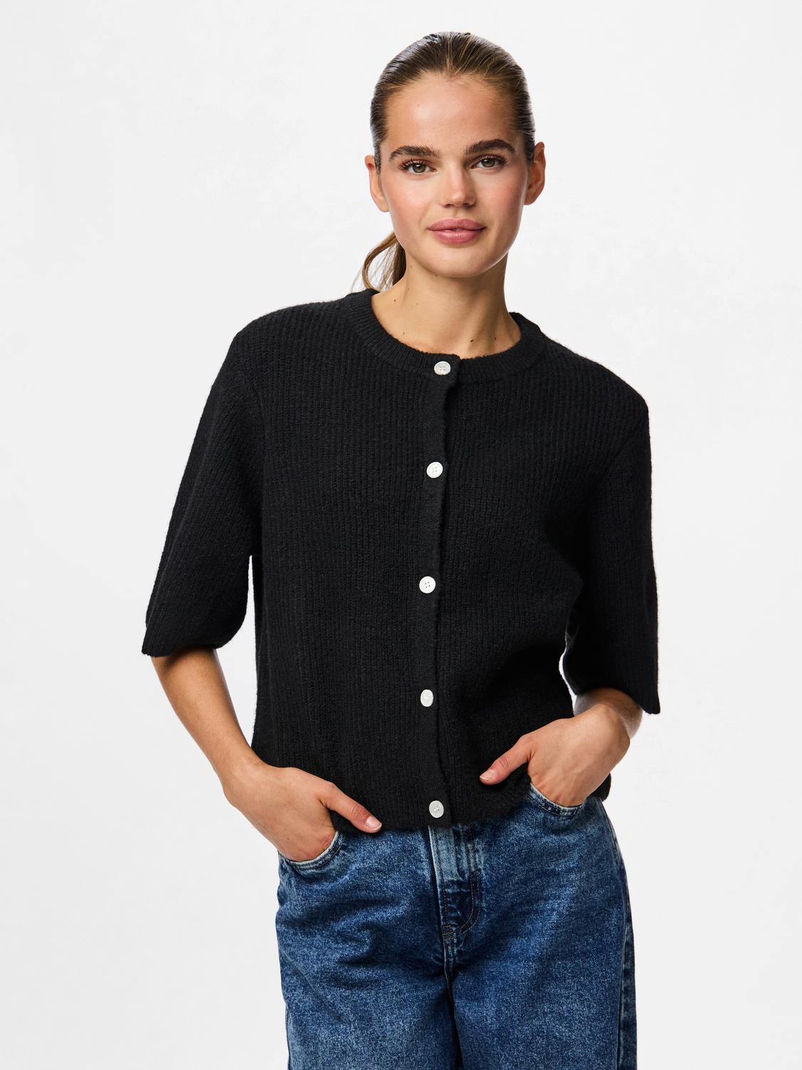 Kurzer Cardigan "gldSILLY" in schwarz