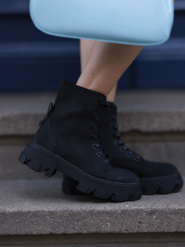 Boots "gldTOLA-8" in schwarz