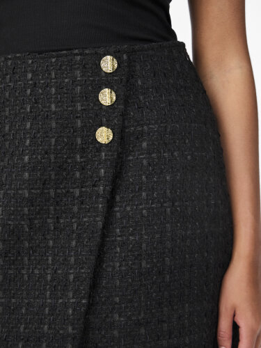 Rock "gldMALEA" in schwarz mit Knopfdetails