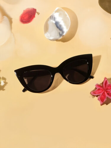 Cat-Eye Sonnenbrille &quot;gldMARA&quot; in schwarz