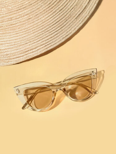 Cat-Eye Sonnenbrille &quot;gldMARA&quot; in Transparent