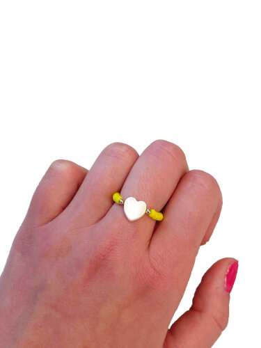 Ring &quot;gldURSEL&quot; mit Perlmuttherz in gelb